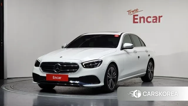 Mercedes-Benz E-Class W213 2020 Белый из Кореи