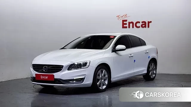 Volvo S60 2018 Белый из Кореи