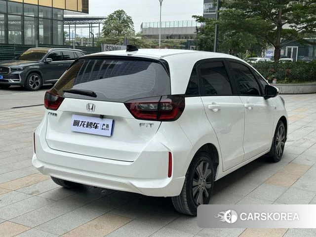 Honda Fit 2022 Белый из Китая