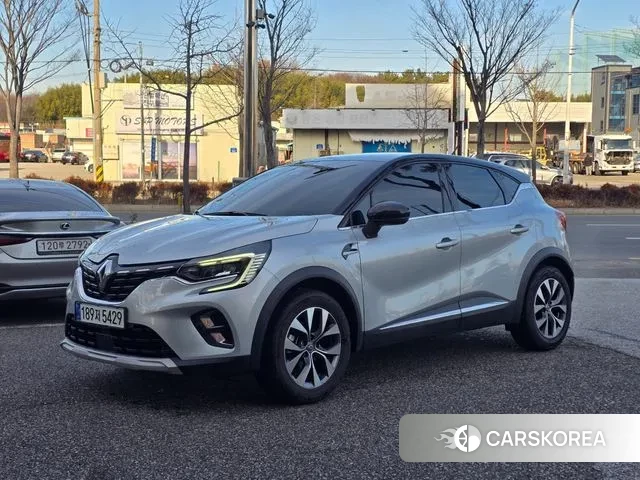 Renault Korea (Samsung) Capture 2021 Серебристо-серый из Кореи