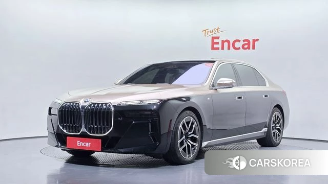 BMW 7 Series (G70) 2024 Черный из Кореи