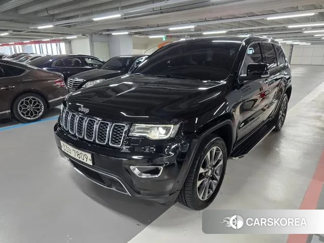 Jeep Grand Cherokee 2018 Черный из Кореи
