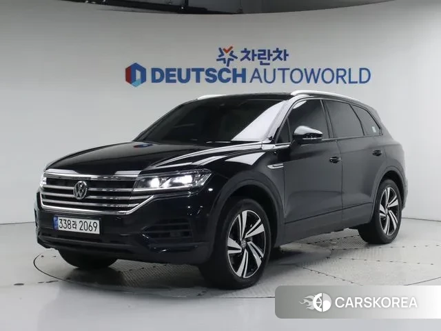 Volkswagen Touareg 3rd generation 2020 Черный из Кореи