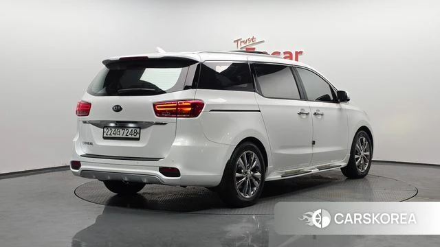 Kia The New Carnival 2019 Белый из Кореи