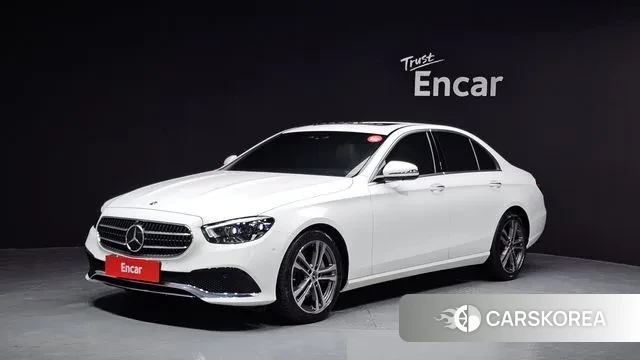 Mercedes-Benz E-Class W213 2021 Белый из Кореи