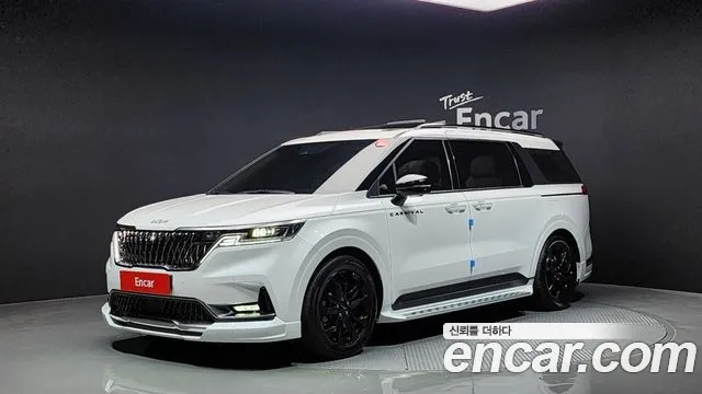 Kia Carnival 4th generation 2023 Белый из Кореи