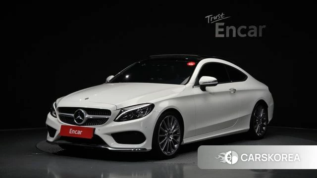 Mercedes-Benz C-Class W205 2018 Белый из Кореи