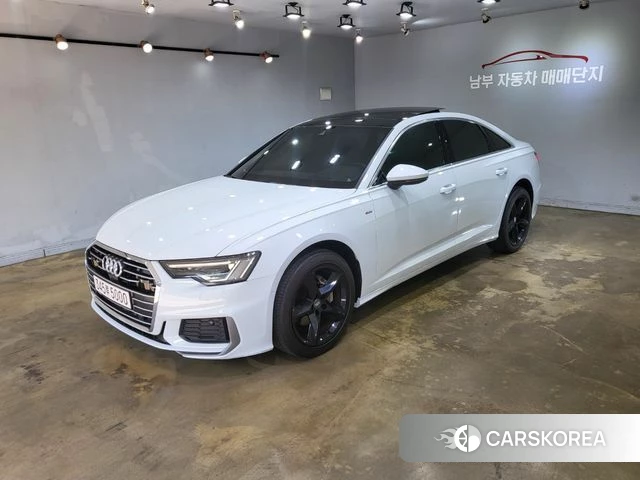 Audi A6 (C8) 2021 Белый из Кореи