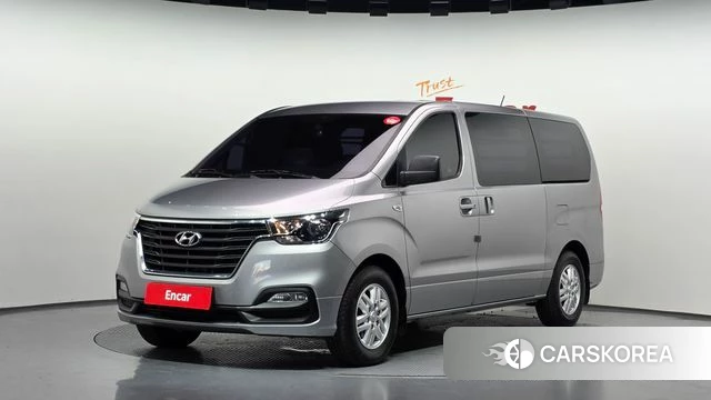 Hyundai The New Grand Starex 2018 Серебристо-серый из Кореи