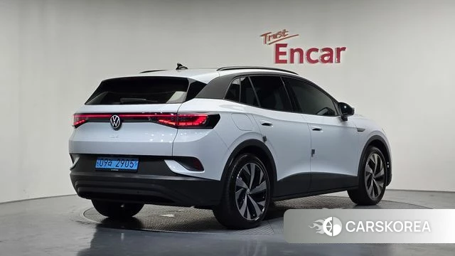 Volkswagen ID.4 2023 Белый из Кореи