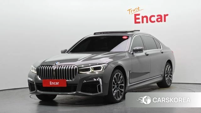 BMW 7 Series (G11) 2021 Серебристо-серый из Кореи