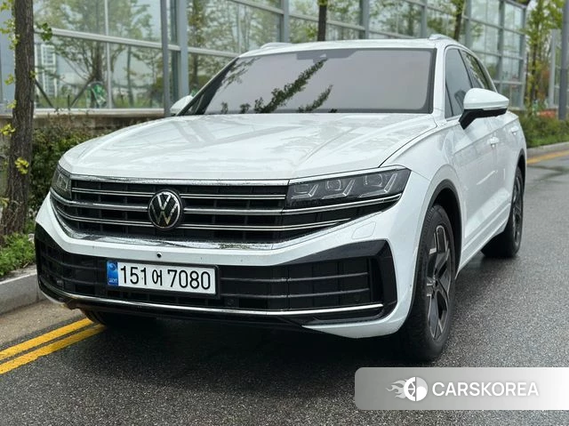 Volkswagen Touareg 3rd generation 2026 Белый из Кореи