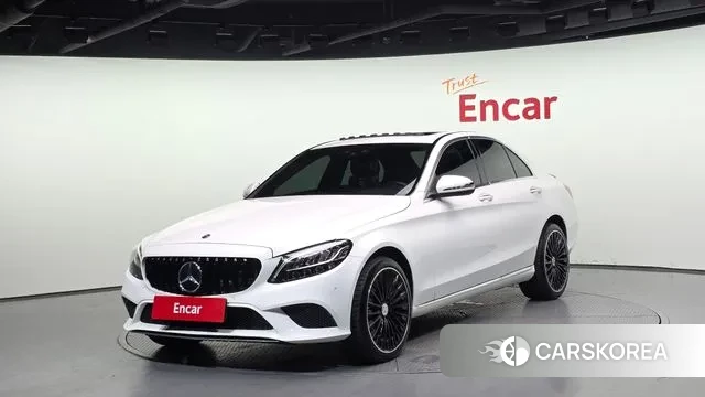 Mercedes-Benz C-Class W205 2020 Белый из Кореи