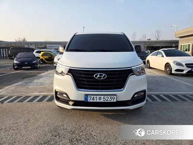 Hyundai The New Grand Starex 2020 Белый из Кореи