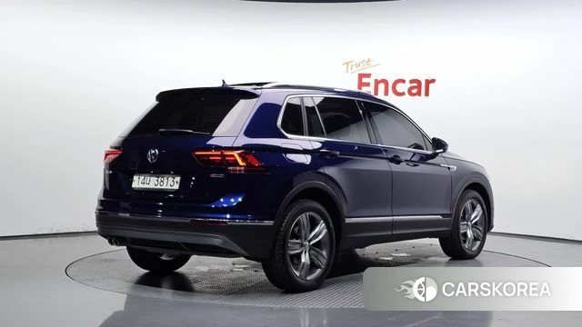 Volkswagen Tiguan second Generation 2018 Синий из Кореи