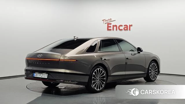 Hyundai Grandeur Hybrid (GN7) 2024 Серебристо-серый из Кореи