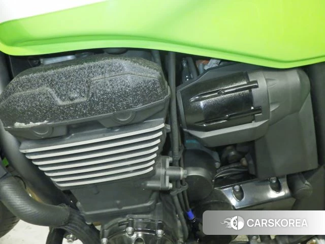 Engine photo