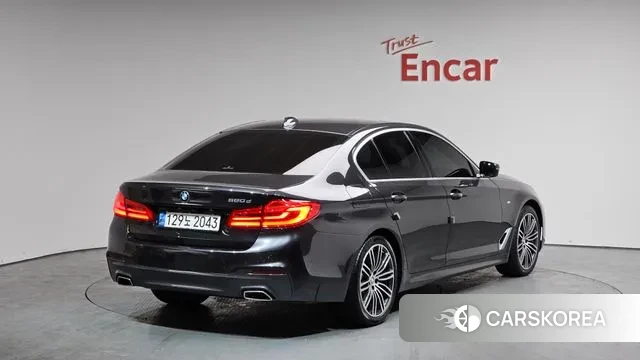 BMW 5 Series (G30) 2020 Серый из Кореи