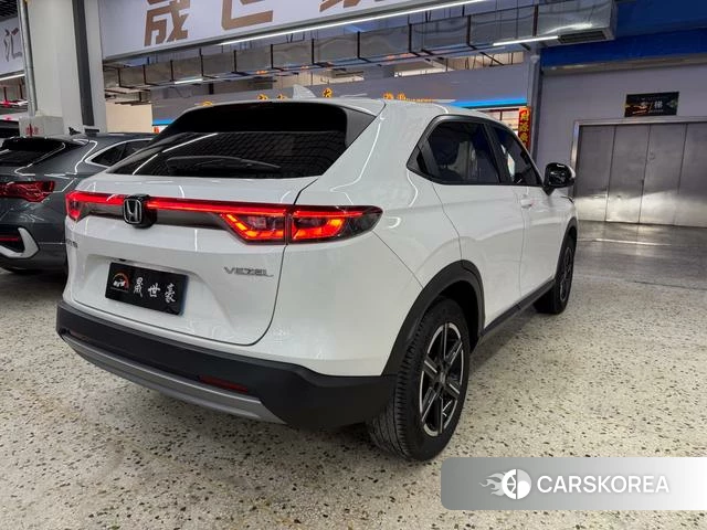 Honda Binzhi 2023 Белый из Китая