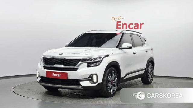 Kia Seltos 2020 Белый из Кореи