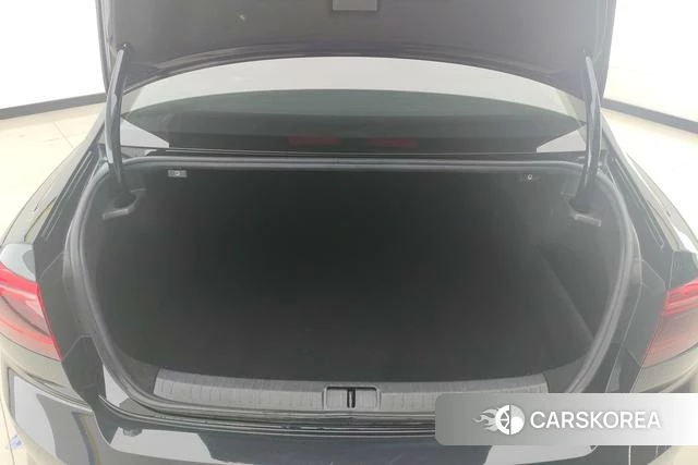Volkswagen Magotan 2021 Черный из Китая