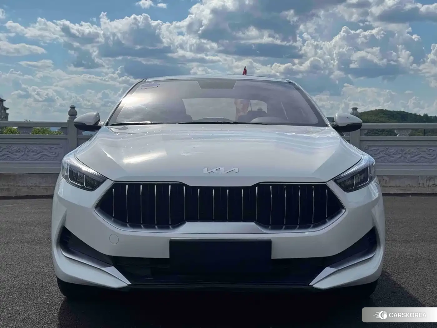 Kia K3 2022 Белый из Китая