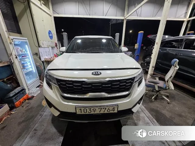 Kia Seltos 2020 Белый из Кореи