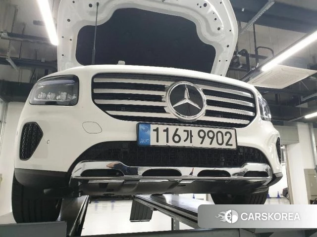 Mercedes-Benz GLB-Class X247 2024 Белый из Кореи