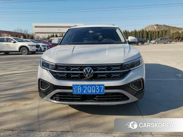 Volkswagen Tanyue 2023 Белый из Китая