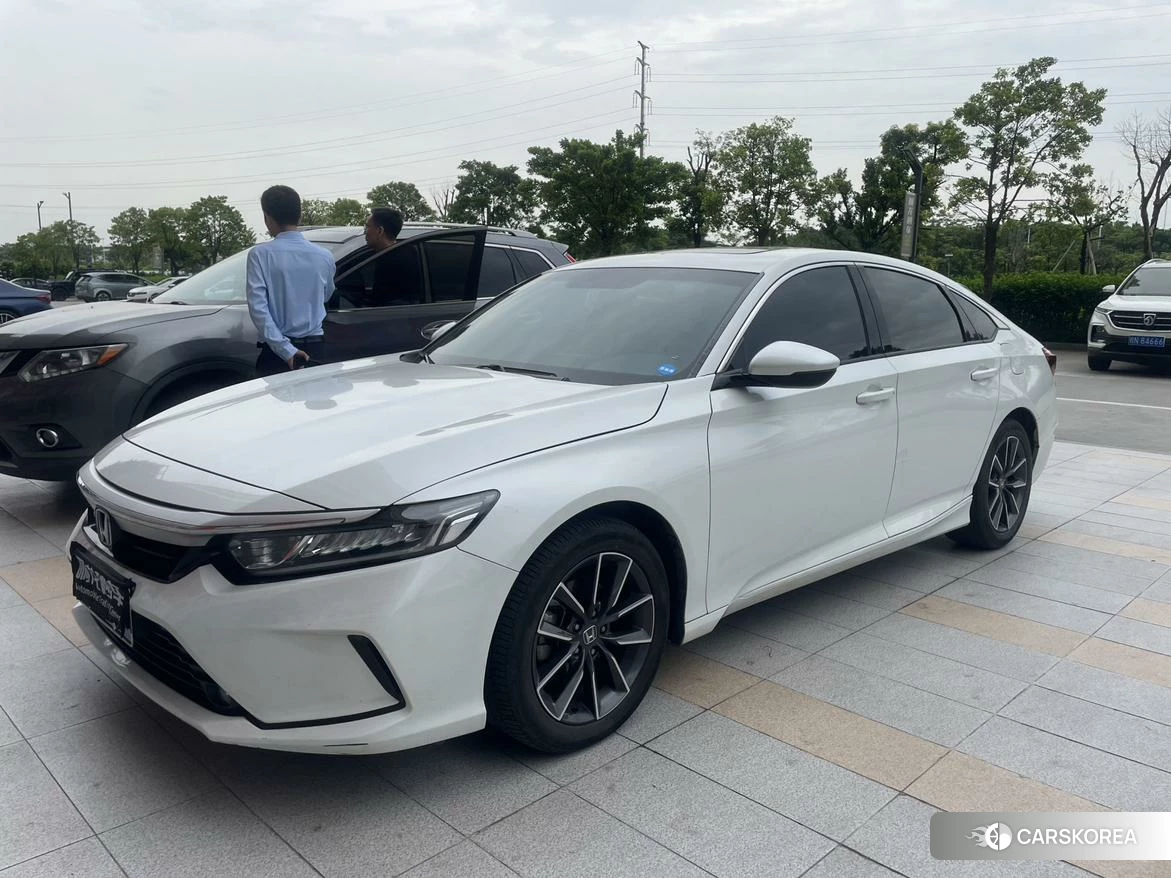 Honda Inspire 2021 Белый из Китая