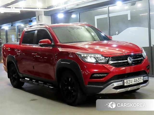 Ssangyong Rexton Sports 2021 Красный из Кореи