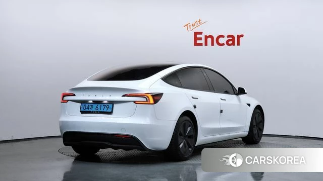 Tesla Model 3 2024 Белый из Кореи