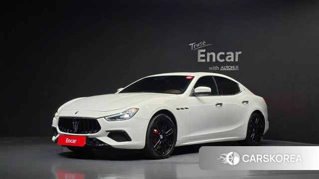 Maserati Ghibli 2018 Белый из Кореи