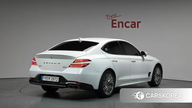 Genesis The New G70 2023 Белый из Кореи