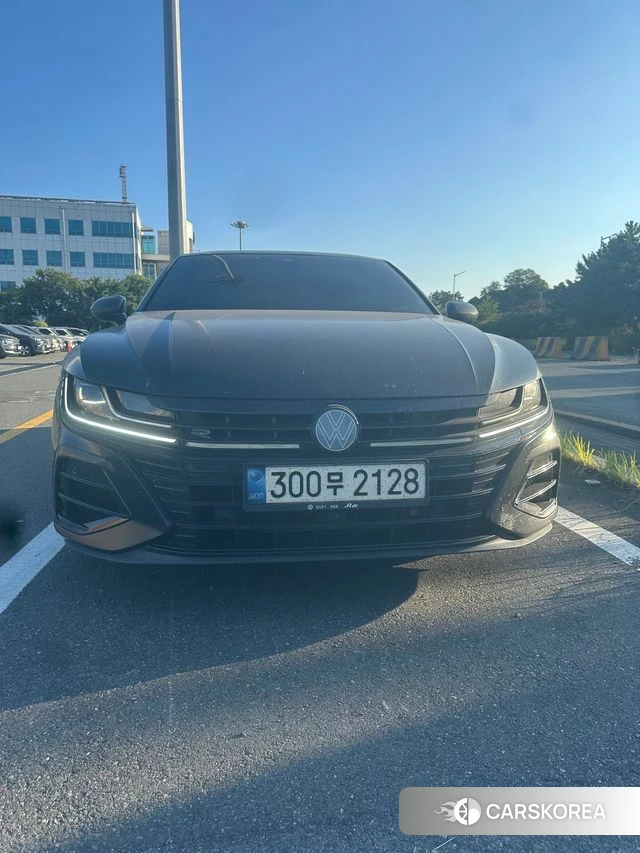 Volkswagen Arteon 2019 Черный из Кореи