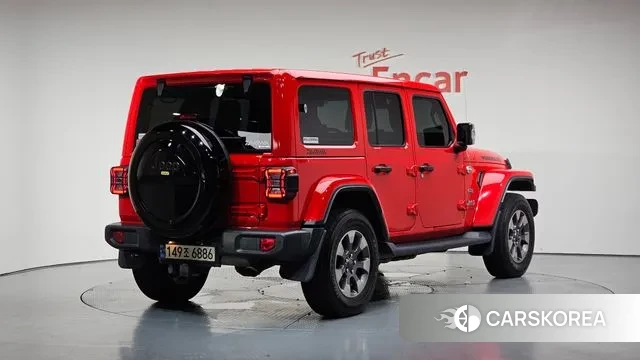 Jeep Wrangler (JL) 2019 Красный из Кореи