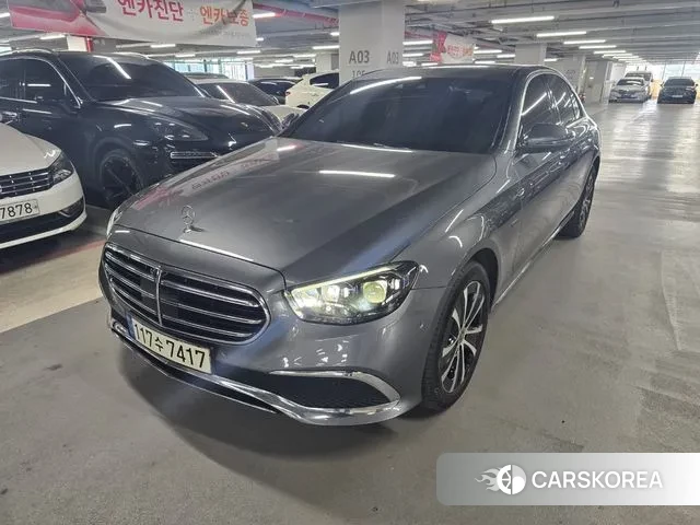 Mercedes-Benz E-Class W213 2020 Серый из Кореи