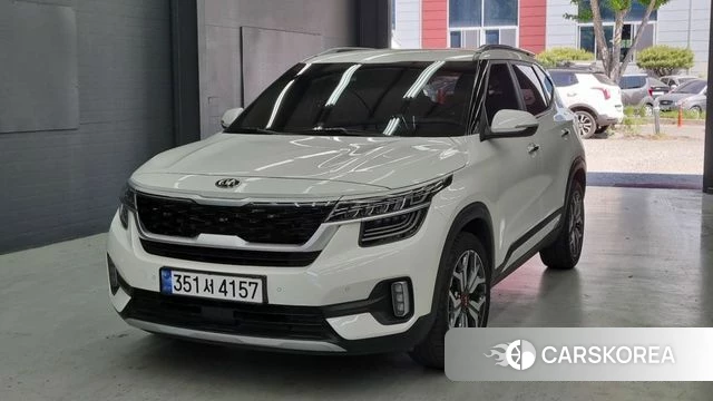 Kia Seltos 2021 Белый из Кореи