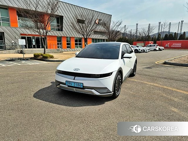 Hyundai Ionic 5 2022 Белый из Кореи