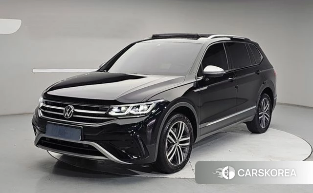 Volkswagen Tiguan Allspace 2024 Черный из Кореи