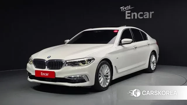 BMW 5 Series (G30) 2018 Белый из Кореи