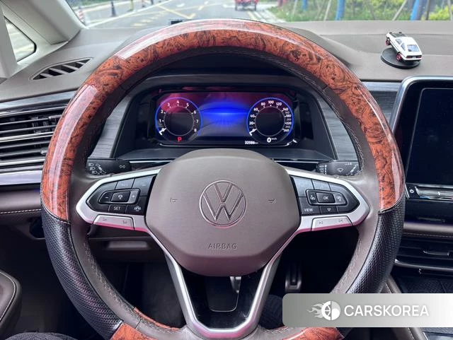 Volkswagen Weiran 2023 Черный из Китая