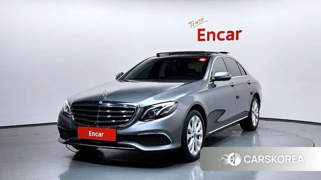 Mercedes-Benz E-Class W213 2019 Серый из Кореи