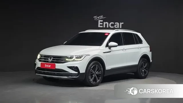 Volkswagen Tiguan second Generation 2023 Белый из Кореи