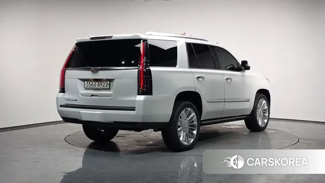 Cadillac Escalade 2020 Белый из Кореи