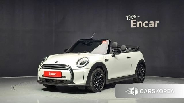 Mini Cooper Convertible 2024 Белый из Кореи