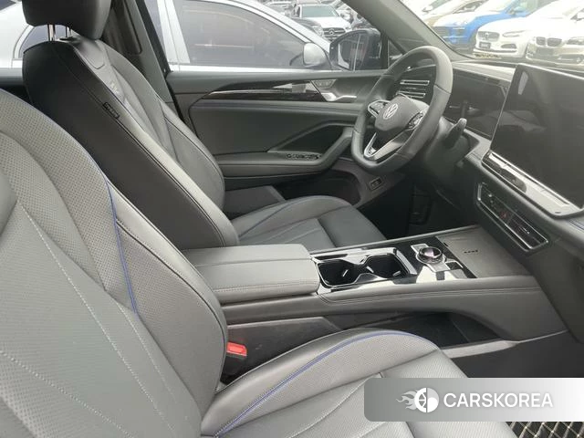 Volkswagen Tiguan L 2024 Черный из Китая