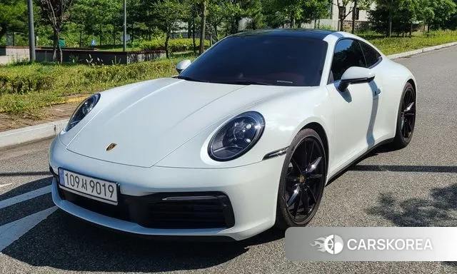 Porsche 911(992) 2024 Белый из Кореи
