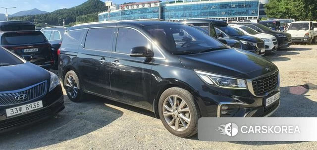 Kia The New Carnival 2018 Черный из Кореи