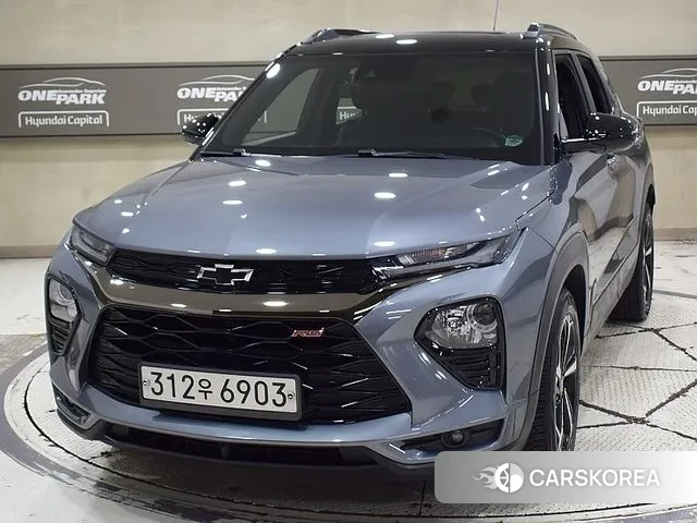 Chevrolet (GM Daewoo) Trailblazer 2020 Серый из Кореи